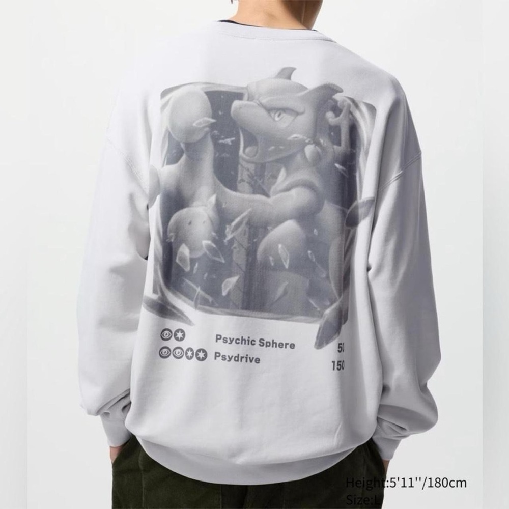 Uniqlo Pokémon Sweatshirt | Mewtwo